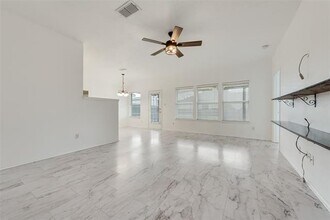 4816 Topaz Ln in Granbury, TX - Building Photo - Building Photo