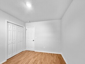 4325 Prairie Ln in Del City, OK - Building Photo - Building Photo