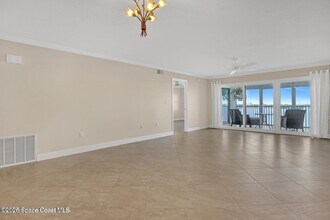 3609 S Banana River Blvd in Cocoa Beach, FL - Building Photo - Building Photo