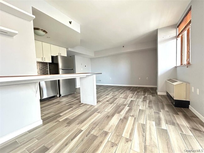 63-47 Booth St in Queens, NY - Building Photo - Building Photo