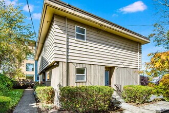 3469 6th Ave W in Seattle, WA - Building Photo - Building Photo