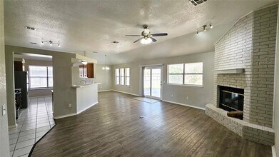 1609 Rocky Mountain Way in Edmond, OK - Building Photo - Building Photo