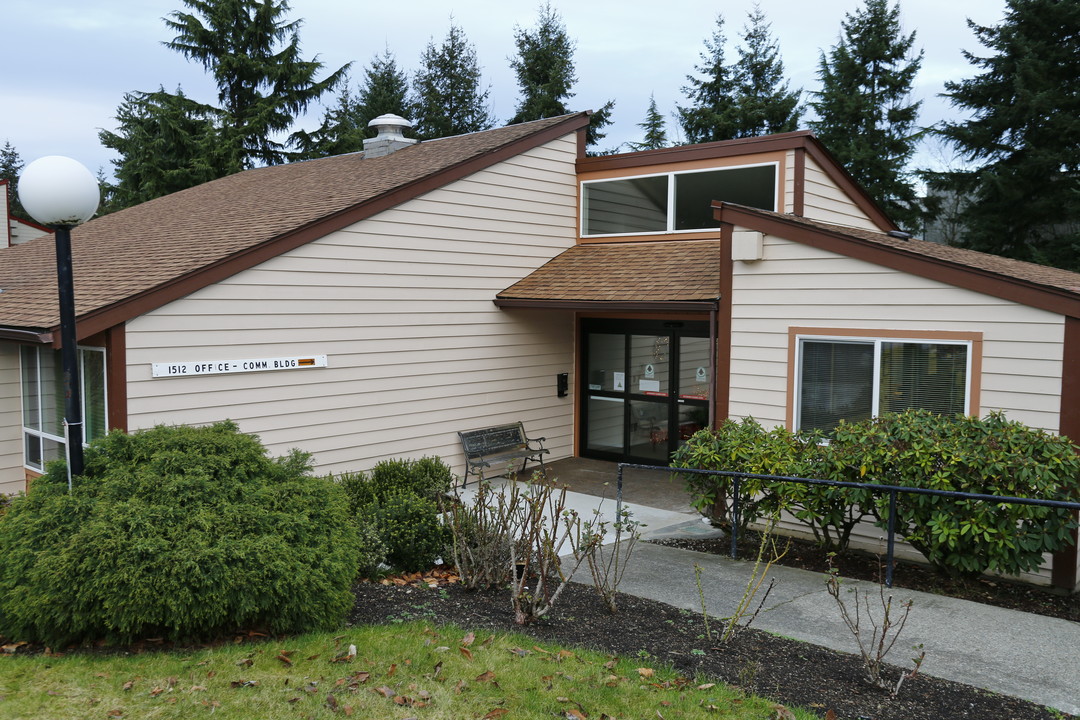 Tahoma Vista Village in Tacoma, WA - Foto de edificio