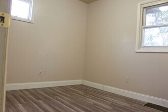 753 Jefferson Rd in Pittsburgh, PA - Building Photo - Building Photo