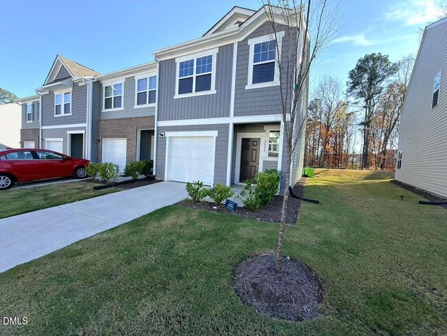 2048 Trailside Dr in Durham, NC - Building Photo - Building Photo