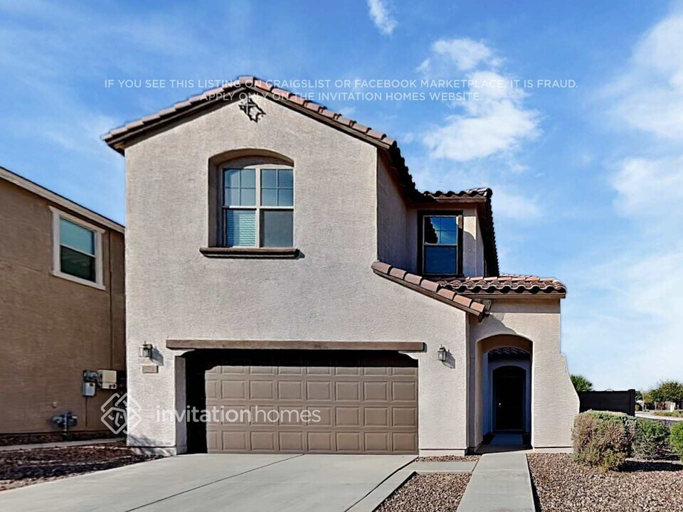 19738 W Monroe St in Buckeye, AZ - Building Photo