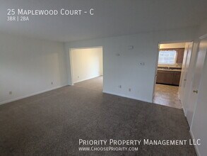 25 Maplewood Ct in Harrisonburg, VA - Building Photo - Building Photo