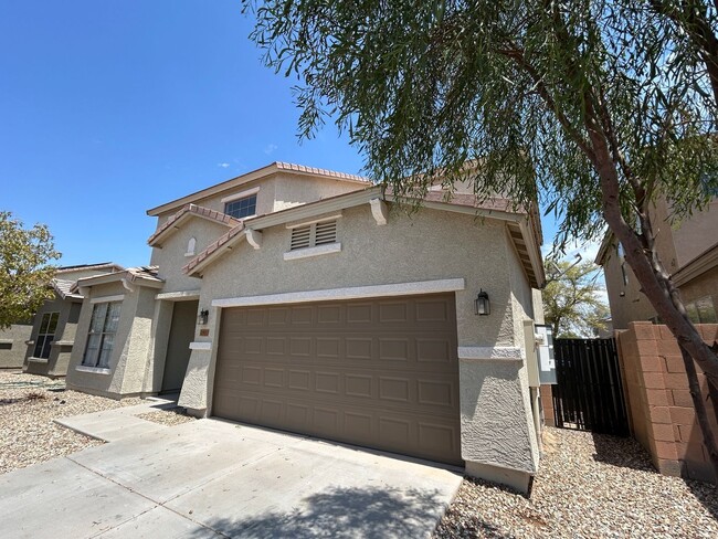 3911 S 100th Glen in Tolleson, AZ - Building Photo - Building Photo