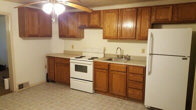 416 Bessemer Ave in Lyndora, PA - Building Photo - Building Photo