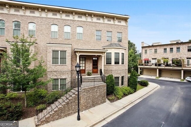 property at 579 Ansley Cir NE