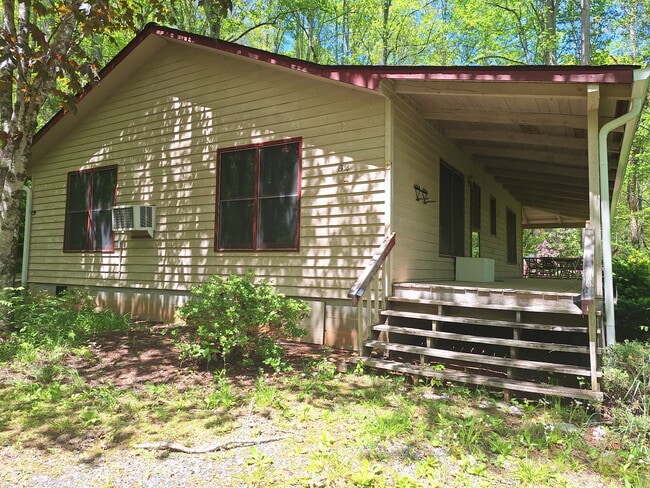 property at 62 Red Hawk Bluff