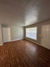 1708 Westchester Dr in The Village, OK - Building Photo - Building Photo