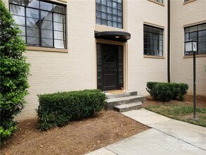1121 Myrtle Ave in Charlotte, NC - Building Photo - Building Photo