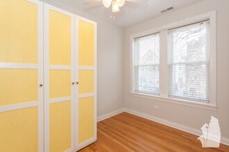 3804 N Marshfield Ave, Unit 3804-1 in Chicago, IL - Building Photo - Building Photo