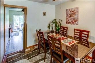 1309 S Sir Galahad Ln in Mount Prospect, IL - Building Photo - Building Photo