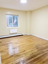 89-08 S Conduit Ave in Queens, NY - Building Photo - Building Photo