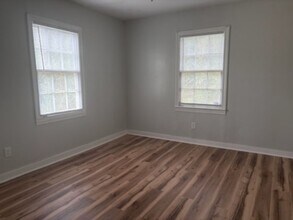 196 N Sunset Terrace in Jackson, MS - Building Photo - Building Photo