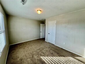 816 NW 68th Ave in Bentonville, AR - Building Photo - Building Photo