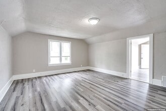 1201 Michigan St in Oshkosh, WI - Building Photo - Building Photo