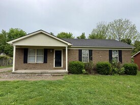 115 Carey Ct in Bardstown, KY - Building Photo