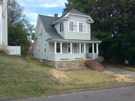 40 Edison Ave in Fairfield, CT - Building Photo