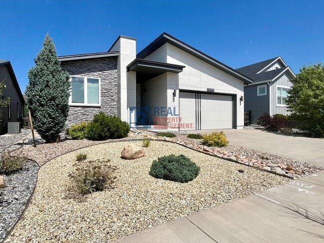 property at 3942 Horse Gulch Loop