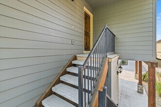 352 E Idaho St in Eagle, ID - Building Photo - Building Photo