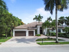 2514 Poinciana Dr in Weston, FL - Building Photo - Building Photo