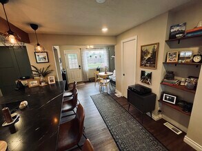 2048 Hanover St in Aurora, CO - Foto de edificio - Building Photo