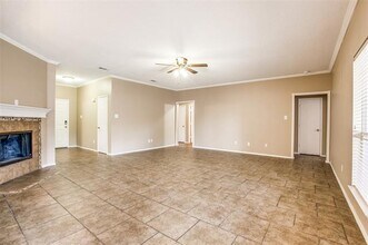 14 Enchanted Ct in Mansfield, TX - Building Photo - Building Photo