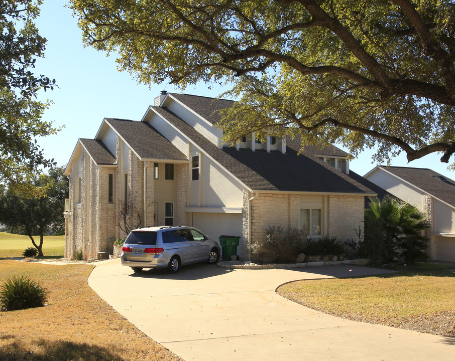 Greens Of Lake Travis Condominiums in Lago Vista, TX - Foto de edificio