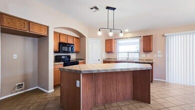 16129 W Miami St in Goodyear, AZ - Building Photo - Building Photo