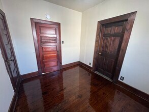 17 S Crawford St in Danville, IL - Building Photo - Building Photo