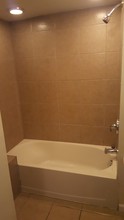 1436 E 71st Pl-Unit -G in Chicago, IL - Building Photo - Building Photo
