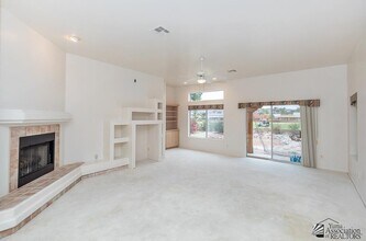 10431 Av la Primera in Yuma, AZ - Foto de edificio - Building Photo