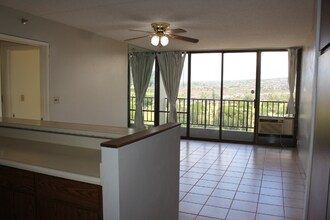 98-402 Koauka Loop-Unit -2313 in Aiea, HI - Building Photo - Building Photo