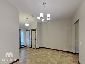 1114 Merlin Dr in Norman, OK - Foto de edificio - Building Photo