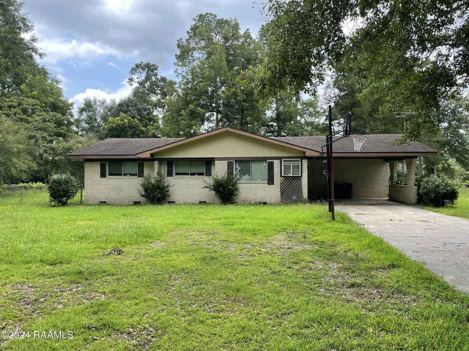 227 Julian Cir in Lafayette, LA - Building Photo