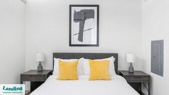 3383 Cedarplaza Ln, Unit 1304 in Dallas, TX - Building Photo