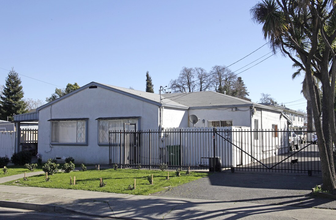 373 Laurel Ave in Hayward, CA - Foto de edificio