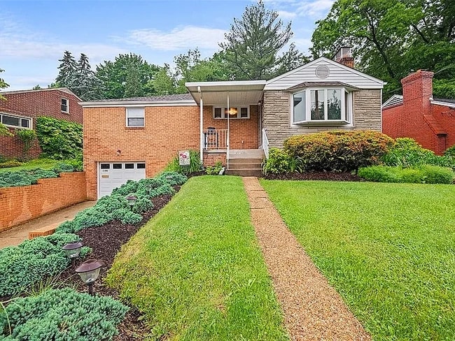 property at 1106 Lakemont Dr