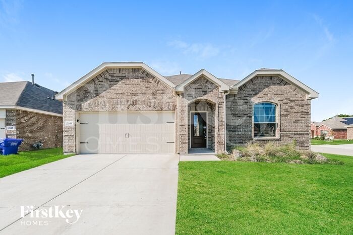 2141 Strongbark Dr in Royse City, TX - Building Photo