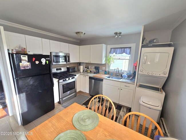 property at 1603 Grand Ave