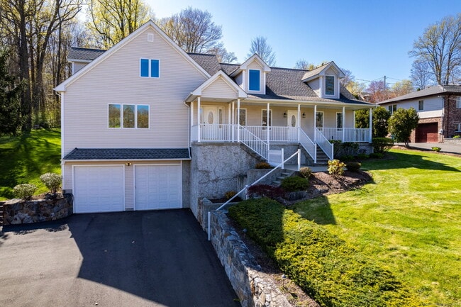 904 Shepard Ave in Hamden, CT - Building Photo - Building Photo