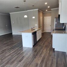5056 Silver Fox Trl in Oakwood, GA - Foto de edificio - Building Photo