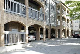 406 W 9th St in Charlotte, NC - Building Photo - Building Photo