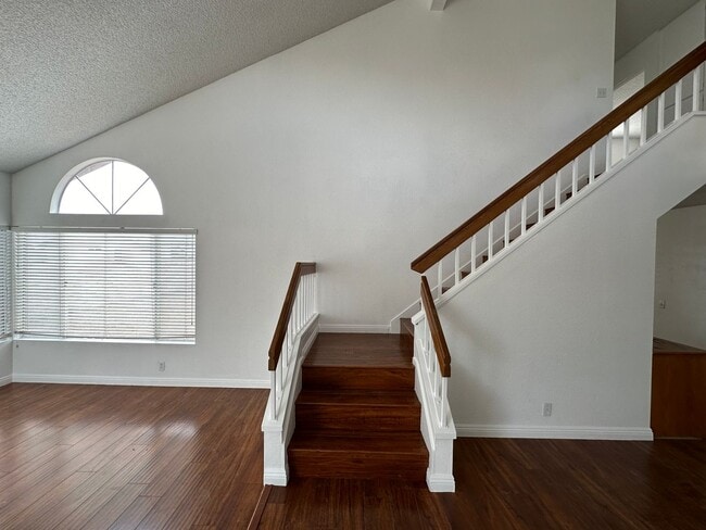 137 Sandpoint Ln in Riverside, CA - Building Photo - Building Photo