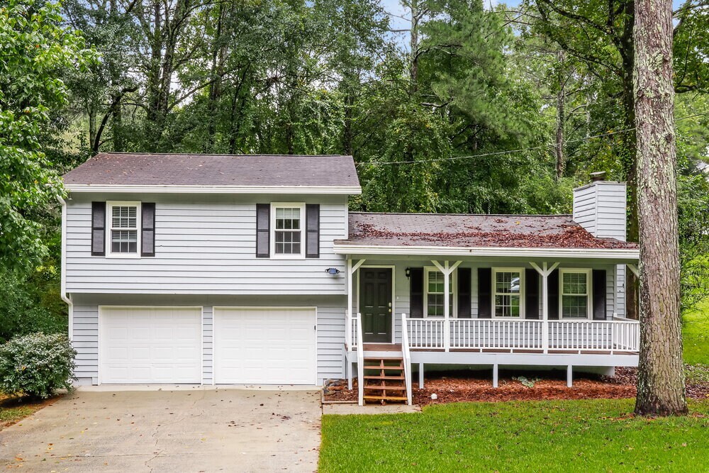 2979 Mike Dr in Marietta, GA - Building Photo