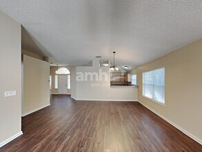 6118 Alpenrose Ave in Jacksonville, FL - Building Photo - Building Photo
