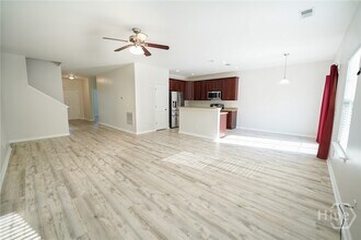 109 Savannah Ln in Richmond Hill, GA - Building Photo - Building Photo